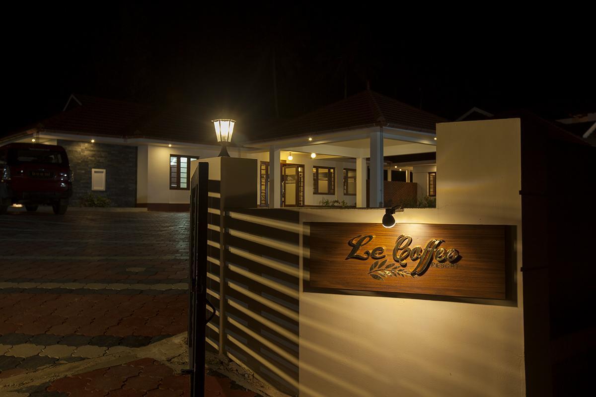 Le Coffee Resort Sultan Bathery Eksteriør bilde